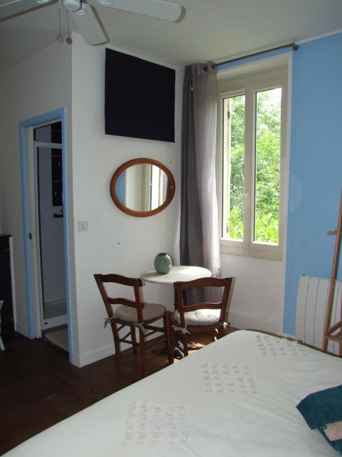 Au Bois De La Grave Hotel Luzech Exterior photo